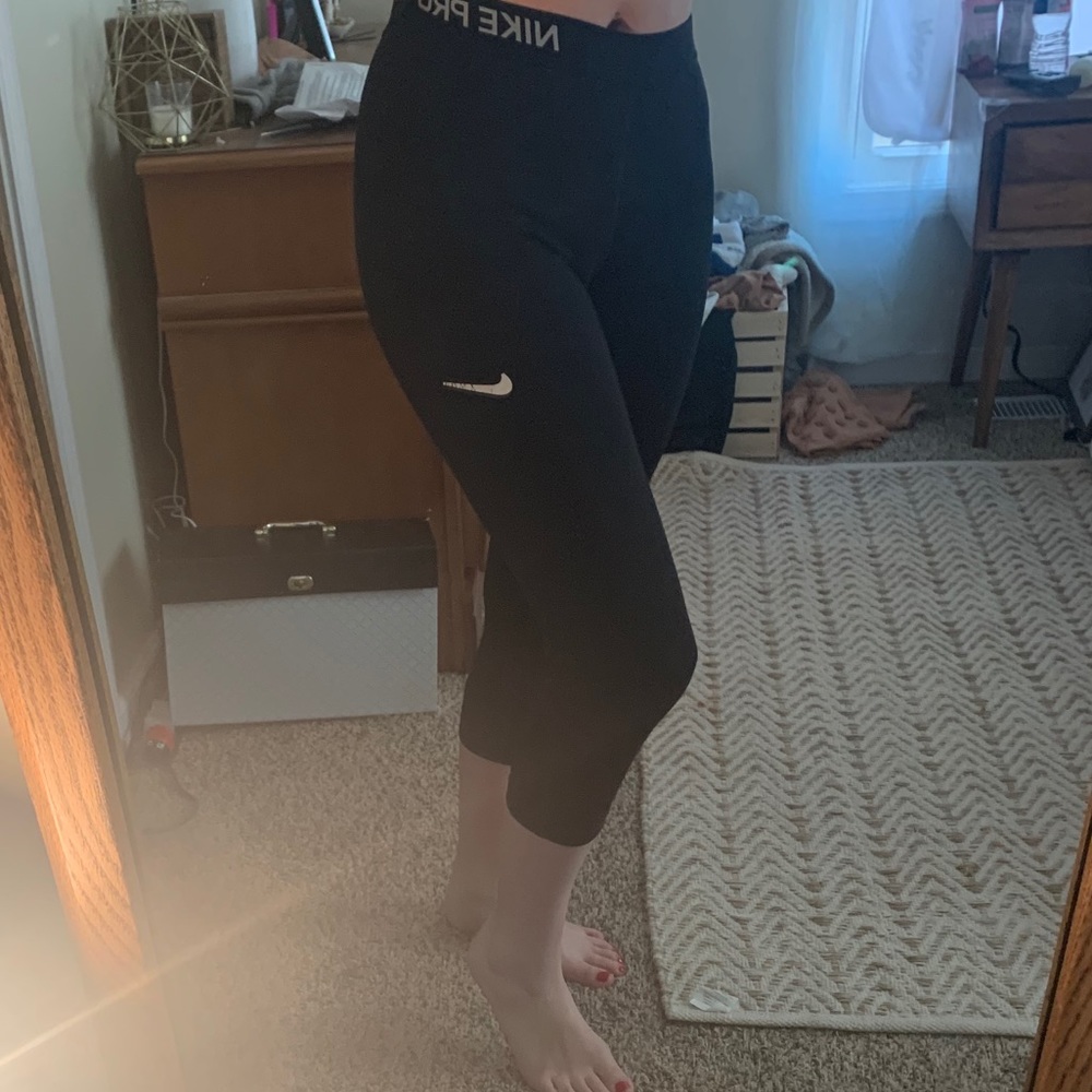 Nike cropped leggings